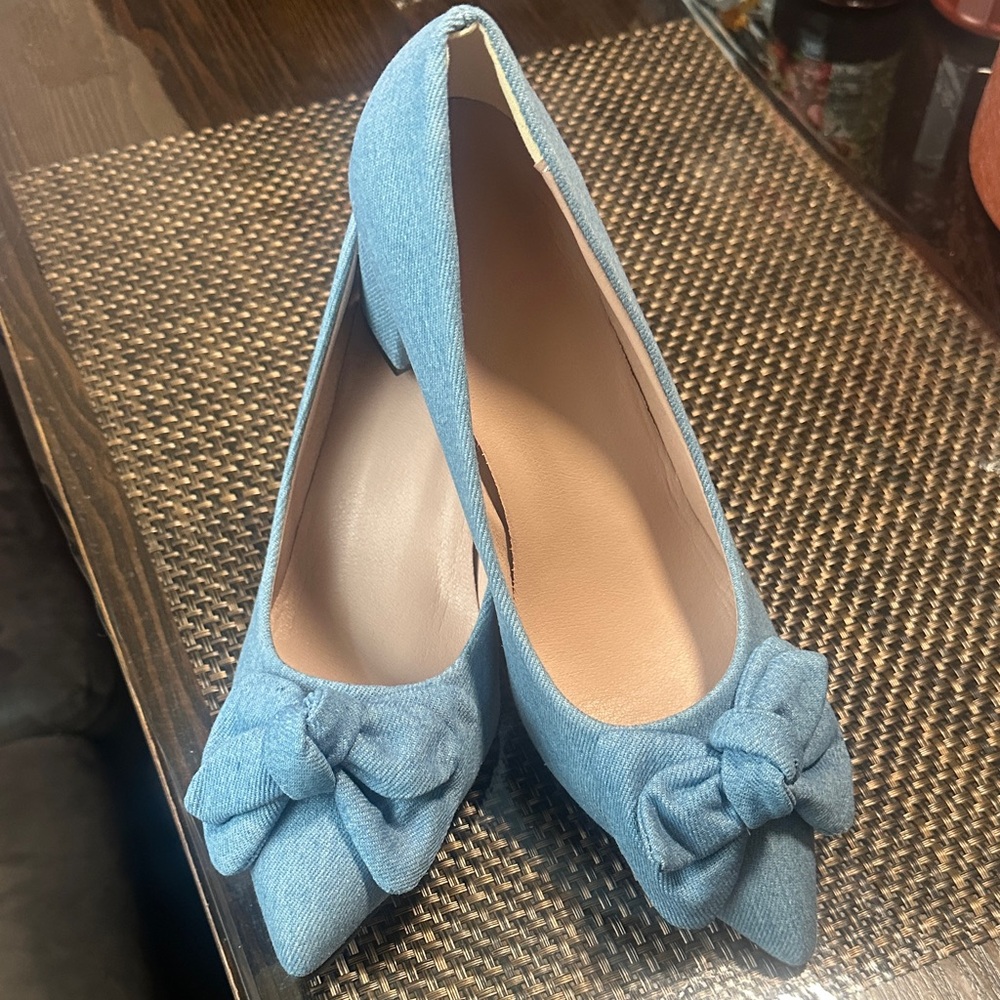 Elegant Blue Women's Shoes with Bow Detail